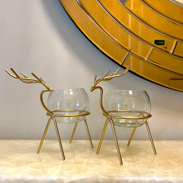 Elegant Deer Decor