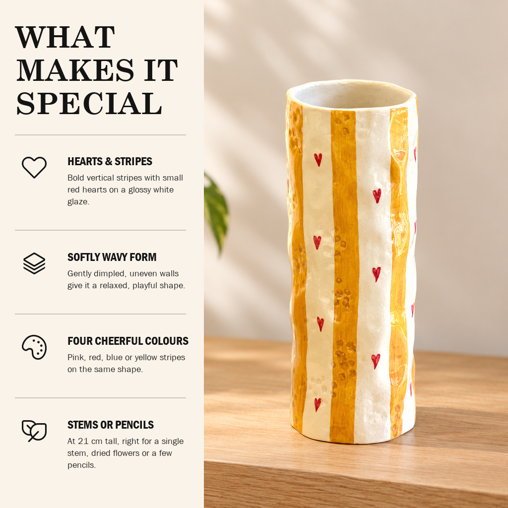 What makes the Heart Stripe Tumbler Vase special: hearts and stripes, softly wavy form, four colours, for stems or pencils
