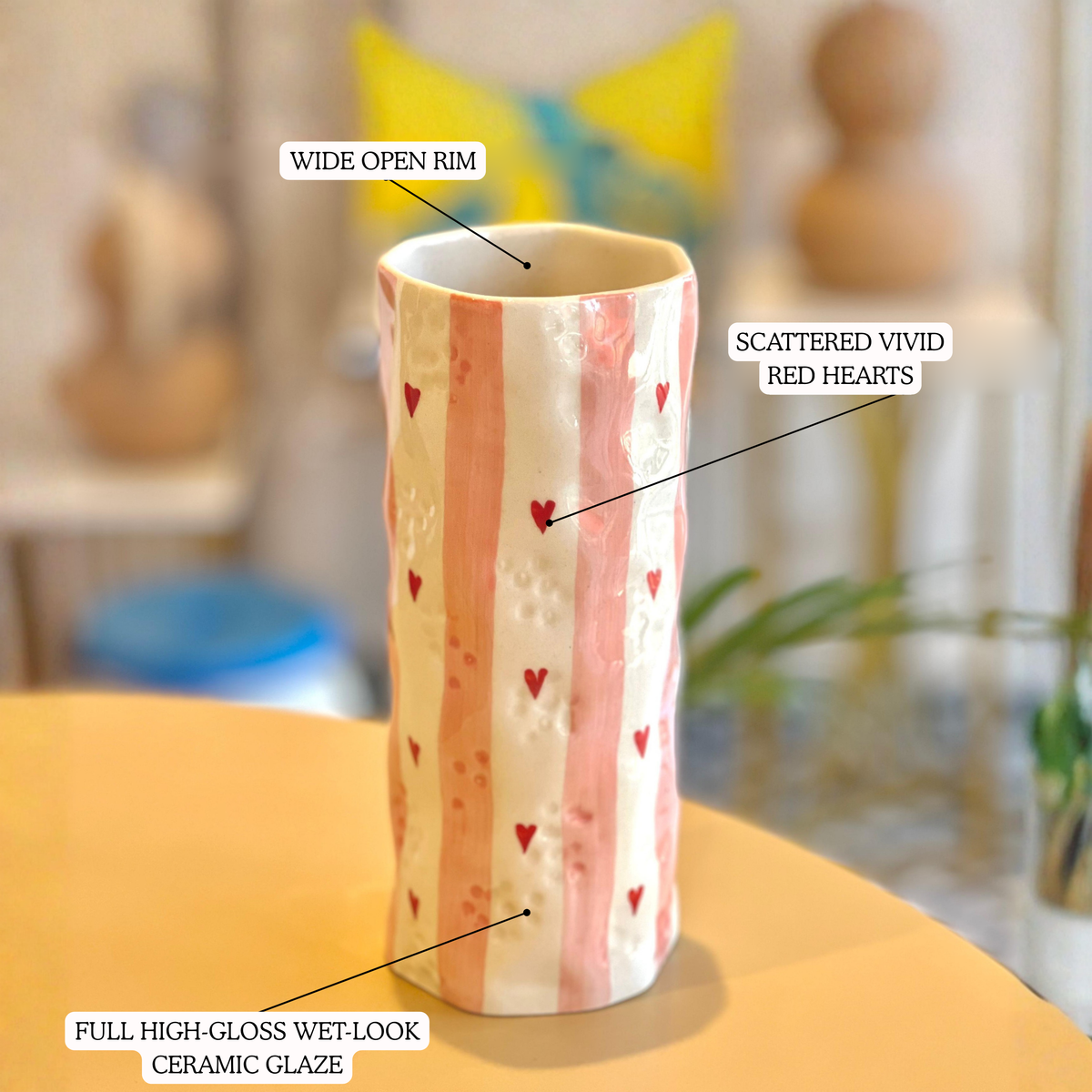 Heart Stripe Tumbler Vase close-up detail | Mapland