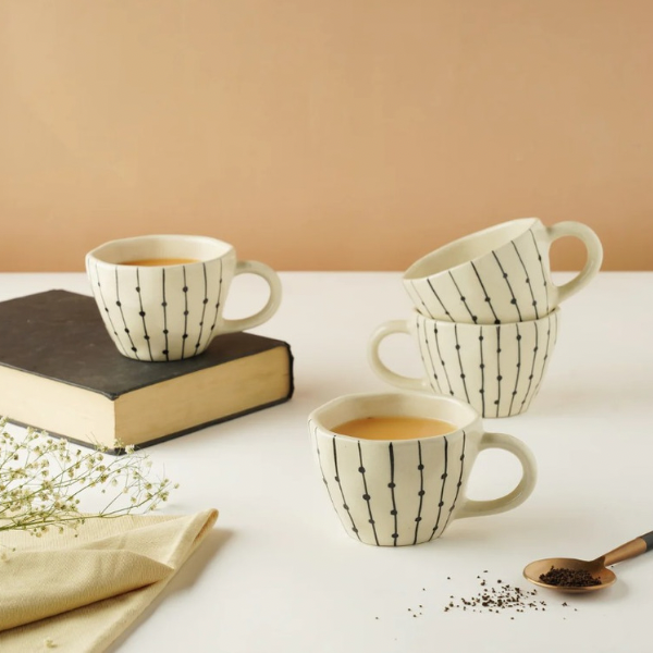 Linear Dots Ceramic Mug